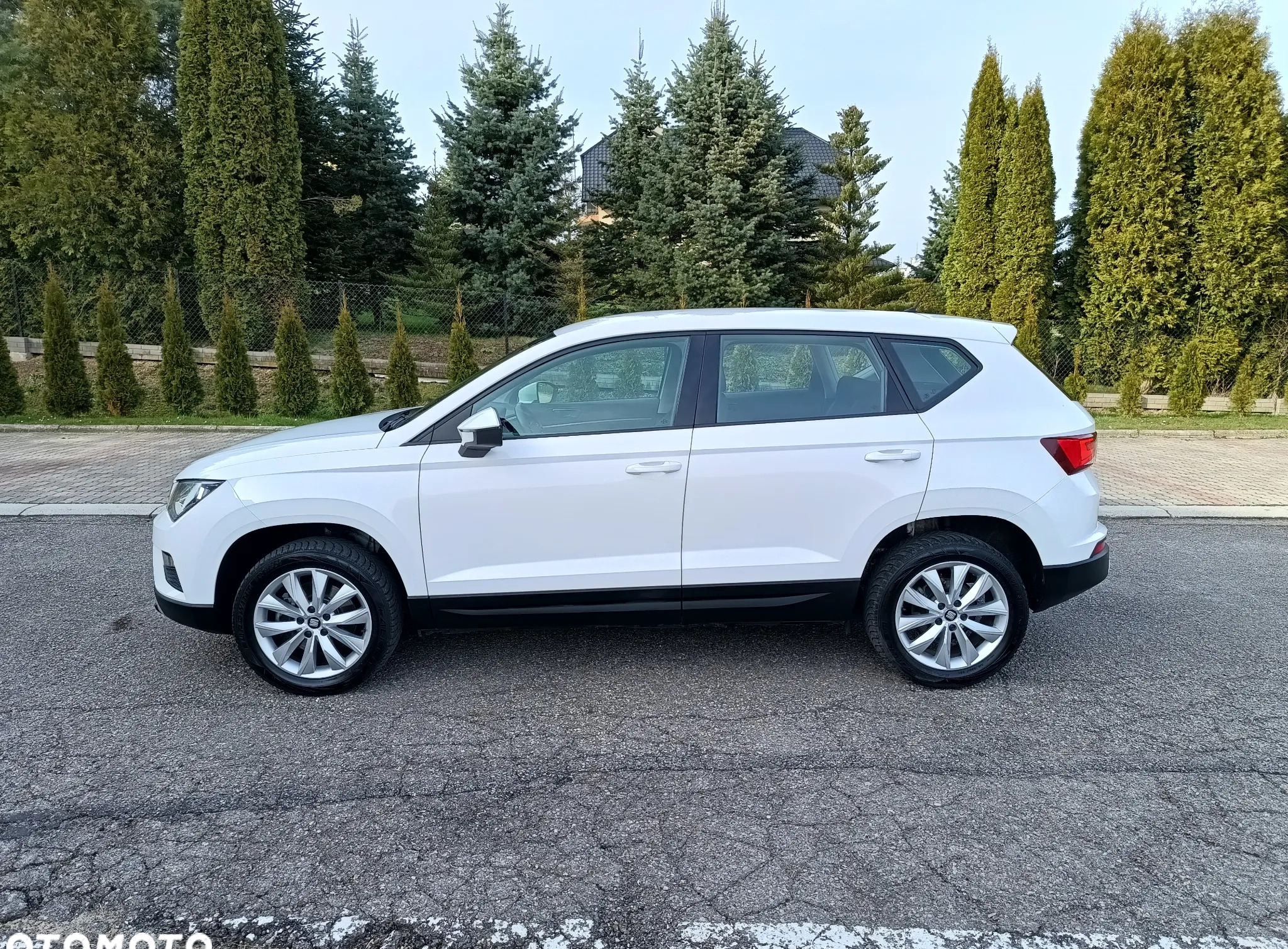 Seat Ateca cena 59900 przebieg: 165000, rok produkcji 2016 z Serock małe 631